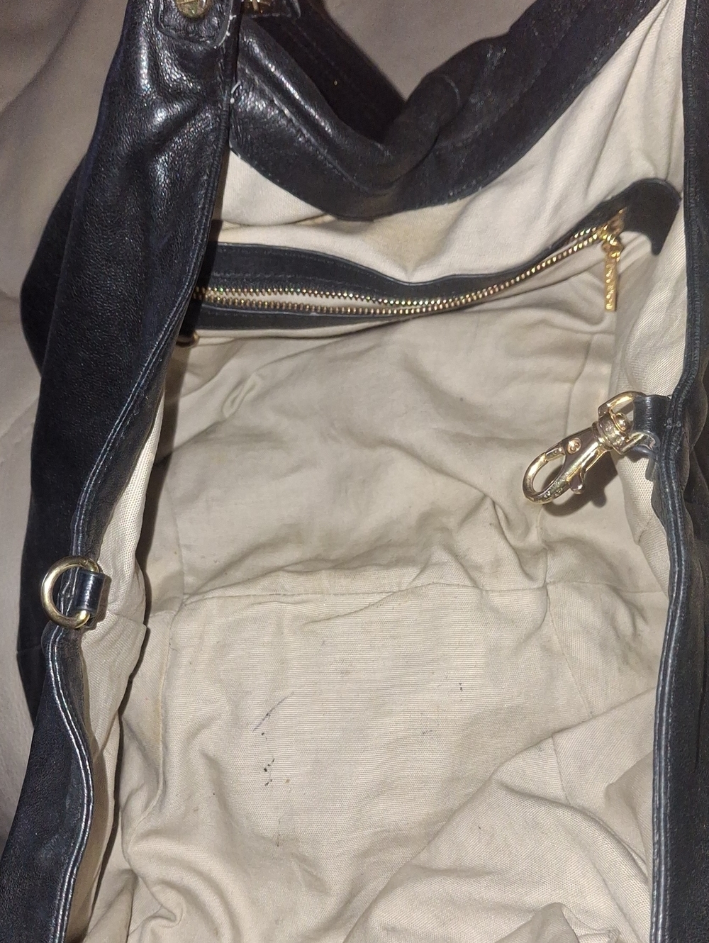 Tory Burch Pre-loved Hobo Bag - Picture 5 of 11